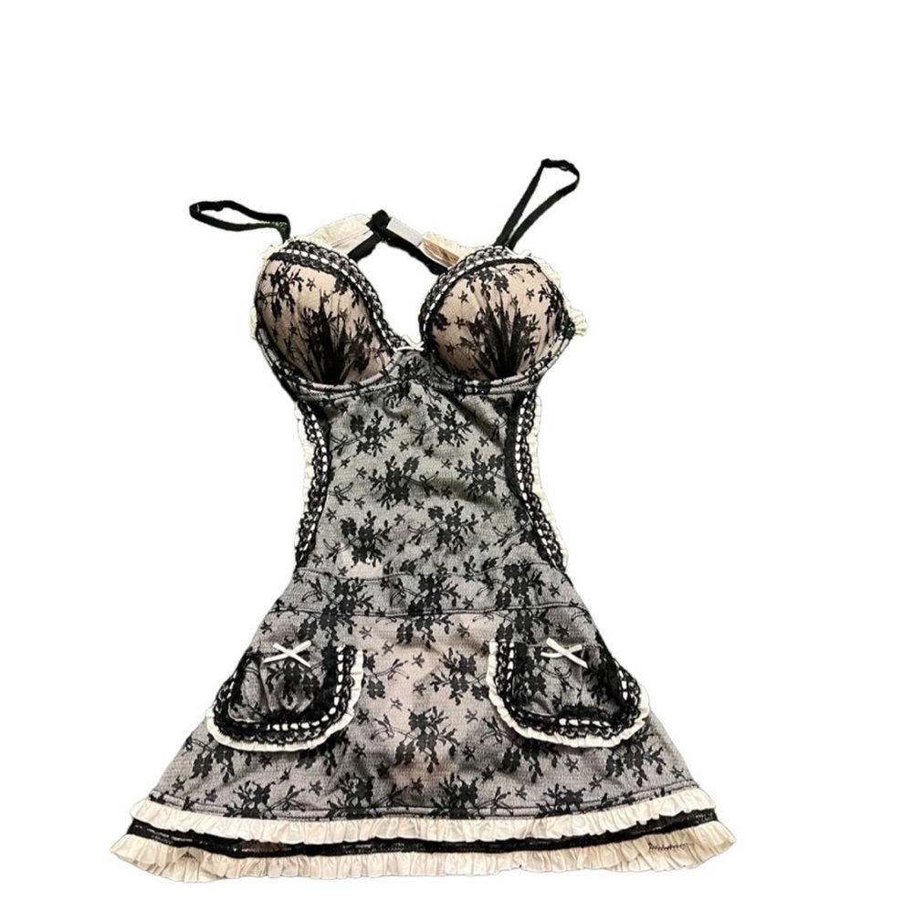 36B Victoria’s Secret maid outfit Elegant Black and Cream Lace
